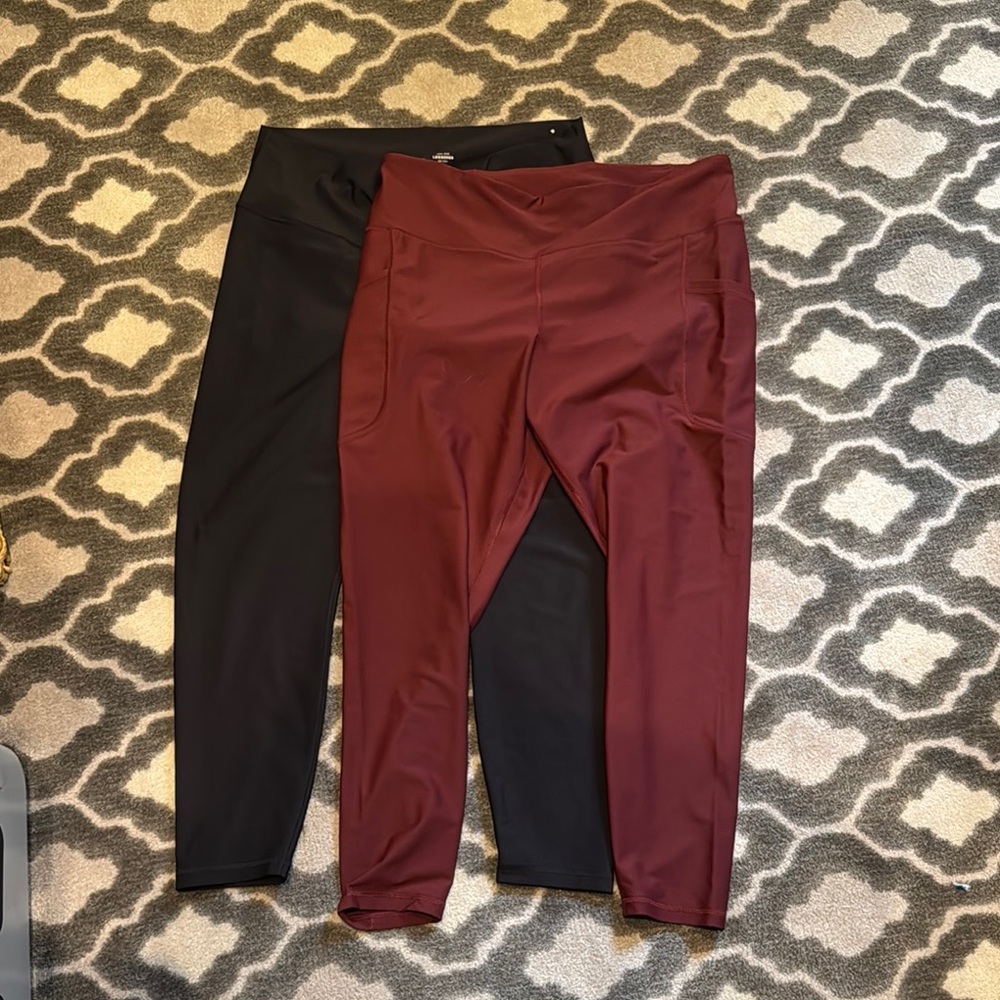 Women’s Black and Burgundy Leggings